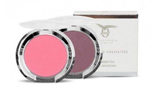 Zamatovo matný očný tieň